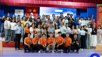 Tập huấn AI